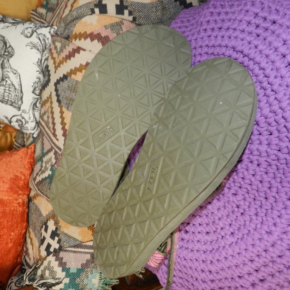 Teva Womens Original Universal Floral Strap Velcro Sandals Size 11 Inches Long - Picture 6 of 9